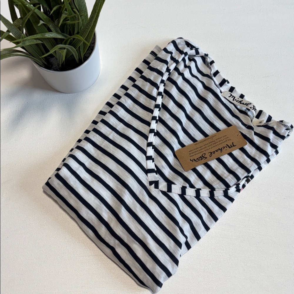 New Michael Stars V-Neck Rose Striped Tee